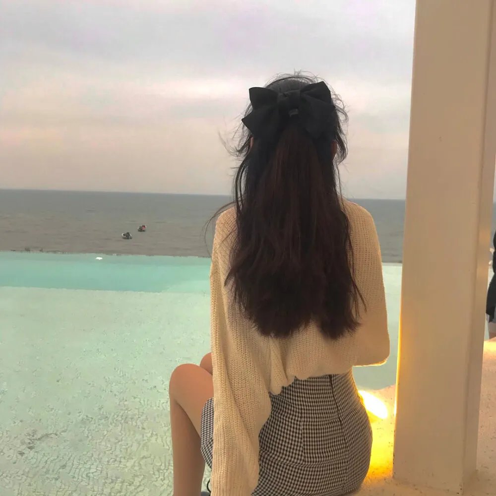 津津井小姐